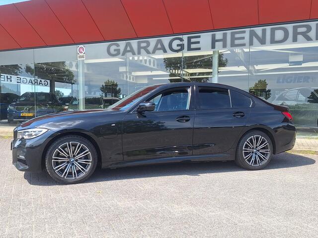 BMW 3-SERIE 330e M Sport | SOH: 88,8% | Trekhaak wegklapbaar | Nieuwe banden | Climate | CC | Leder Stof |