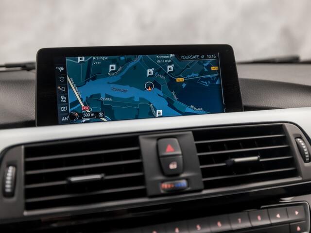 BMW 3-SERIE 320i M Sport High Executive 184Pk Automaat (GROOT NAVI, M PAKKET, DEALER ONDERHOUDEN, LEDER, STOELVERWARMING, SPORTSTOELEN, PARKEERSENSOREN, GETINT GLAS, SPORT AUTOMAAT, NIEUWSTAAT)
