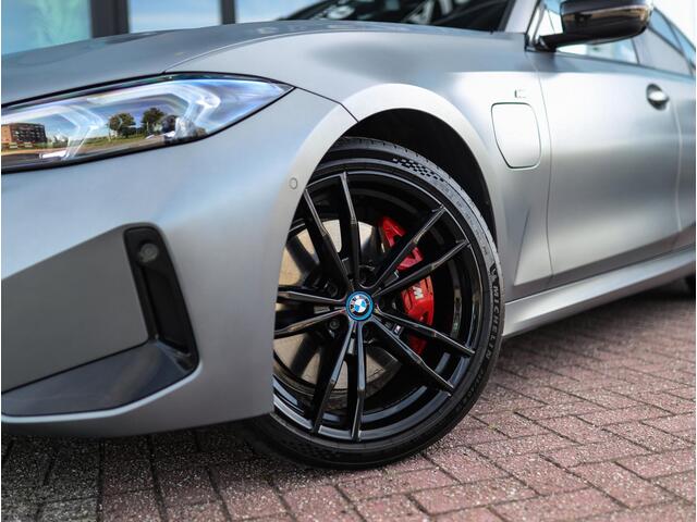 BMW 3-SERIE 330e | Frozen | M-Sport Pro | Pano | H/K | Memory