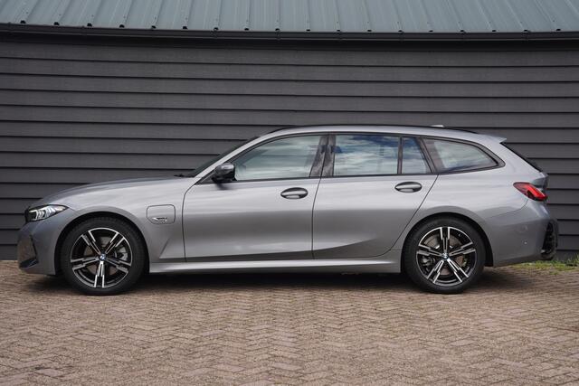 BMW 3-SERIE Touring 330e - M SPORT - CAMERA - CARPLAY - SHADOWLINE - ADAPT. CRUISE -