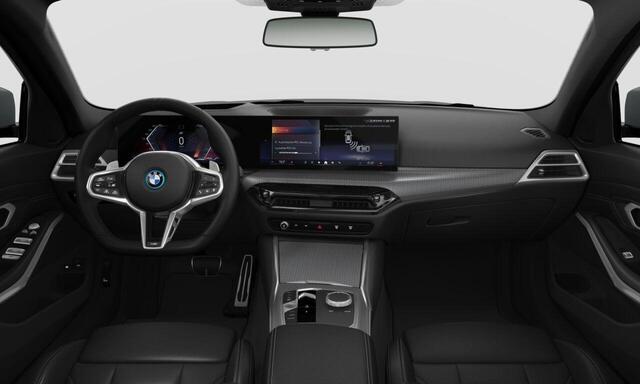 BMW 3-SERIE Touring 330e High Executive | M Sportpakket Pro | Innovation Pack | Comfort Pack | Individual Lak