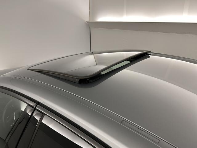 BMW 3-SERIE 330e 292 PK Shadow-Line Facelift Schuif-/kanteldak M-Sportstoelen