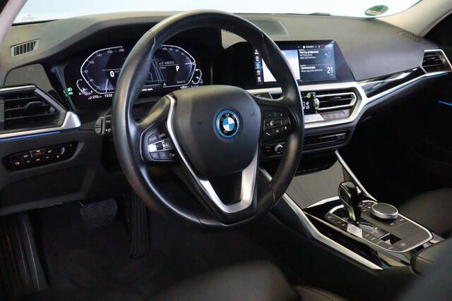 BMW 3-SERIE Touring 320e | NAVI / APPCONNECT | CLIMA | PDC V+A | CRUISE | LMV |