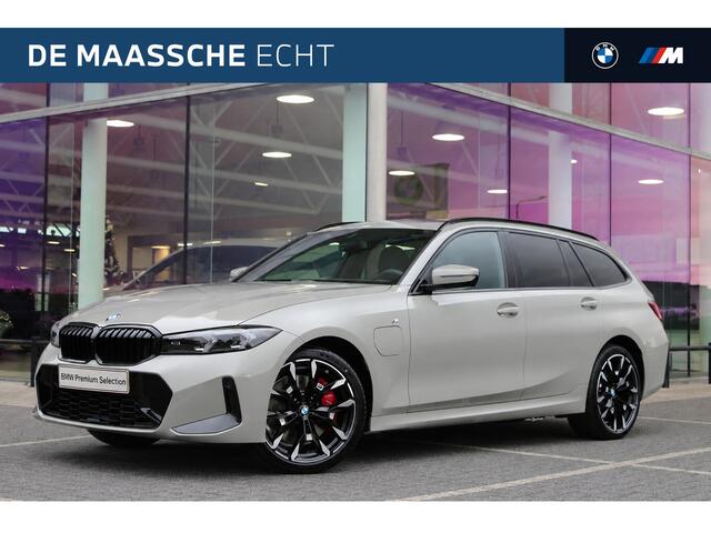 BMW 3-SERIE Touring 330e M Sport Automaat / Panoramadak / Trekhaak / Adaptieve LED / Sportstoelen / Comfort Access / Parking Assistant Plus / Stuurverwarming