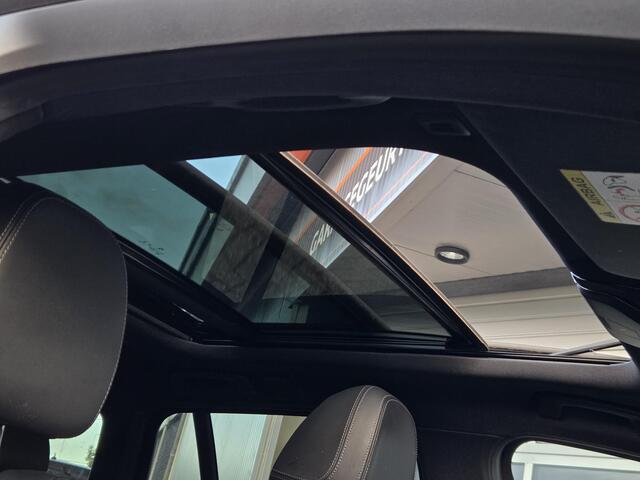 BMW 3-SERIE Touring 320e, M-sport, Trekhaak, Panoramadak, Volleder! LED koplampen!