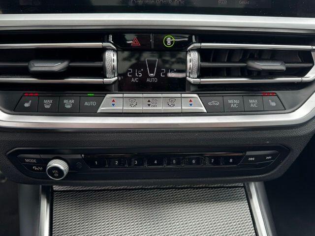 BMW 3-SERIE 318i Silverstone Edition M Sport Automaat Airco/ECC,Navi,Camera BTW/BPM