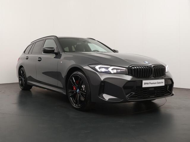 BMW 3-SERIE Touring 330e xDrive M-Sportpakket / Trekhaak / Panoramadak / Harman-Kardon / Driving Assistant Professional / Alu wielen 19 inch