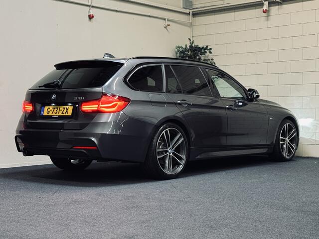 BMW 3-SERIE Touring 318i M Sport Edition | 19" | Panorama | ShadowLine