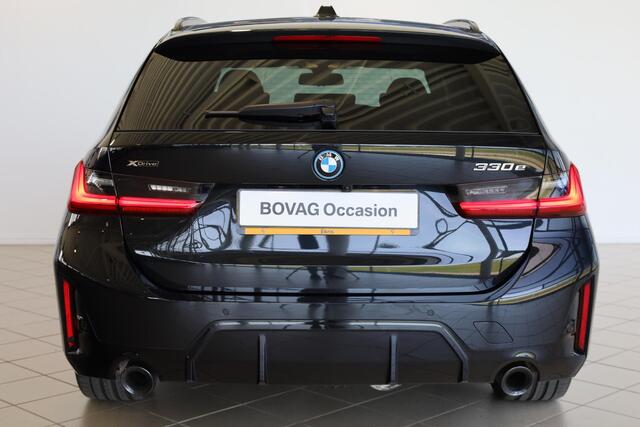 BMW 3-SERIE Touring 330e xDrive | M Sportpakket Pro | Panorama Dak | Comfort Access | Elektr. Trekhaak
