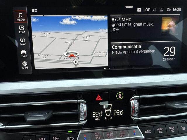 BMW 3-SERIE 330i M Sport Adapt. Cruise | 360-Camera | HiFi | Stoelverw. | Sfeerverlichting