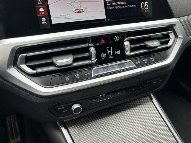 BMW 3-SERIE 318i High Executive / AUTOMAAT / NAVI / M-PAKKET / INCL BTW