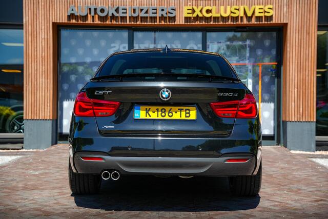 BMW 3-SERIE GT Gran Turismo 330d xDrive High Executive M Pakket Panoramadak Harman/Kardon Keyless HUD Trekhaak Alcantara