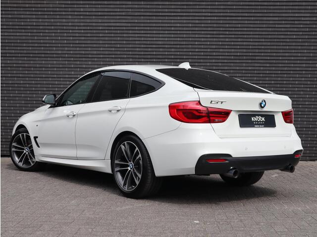 BMW 3-SERIE GT Gran Turismo 320i High Executive M Sport | Panoramadak | Keyless entry | HIFi Systeem |