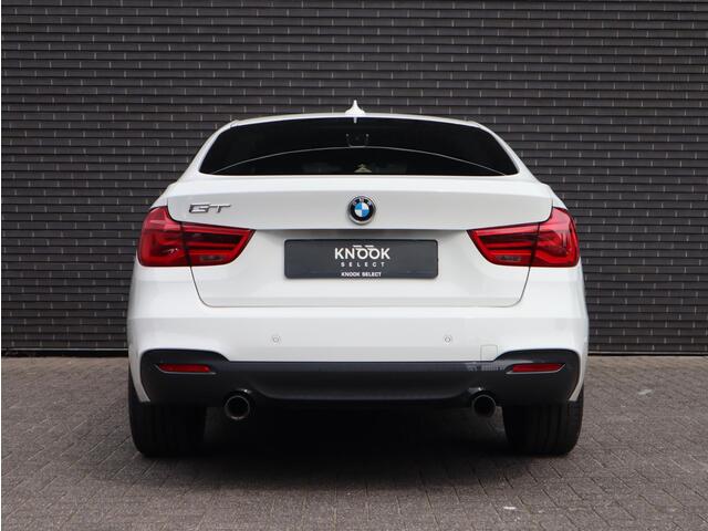 BMW 3-SERIE GT Gran Turismo 320i High Executive M Sport | Panoramadak | Keyless entry | HIFi Systeem |