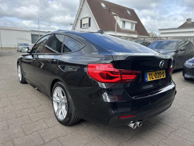 BMW 3-SERIE GT Gran Turismo 320i M-SPORT High Exec. CarPlay-HUD-PanoDak