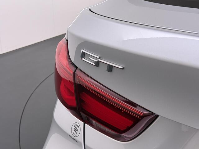 BMW 3-SERIE GT Gran Turismo 320i High Executive Edition M-Sport | NL Auto | Pano |