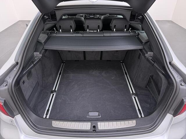 BMW 3-SERIE GT Gran Turismo 320i High Executive Edition M-Sport | NL Auto | Pano |