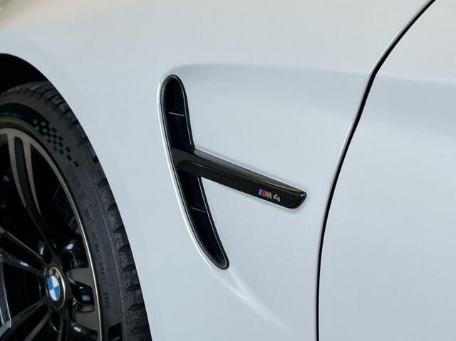 BMW 4-SERIE M4 Carbon dak