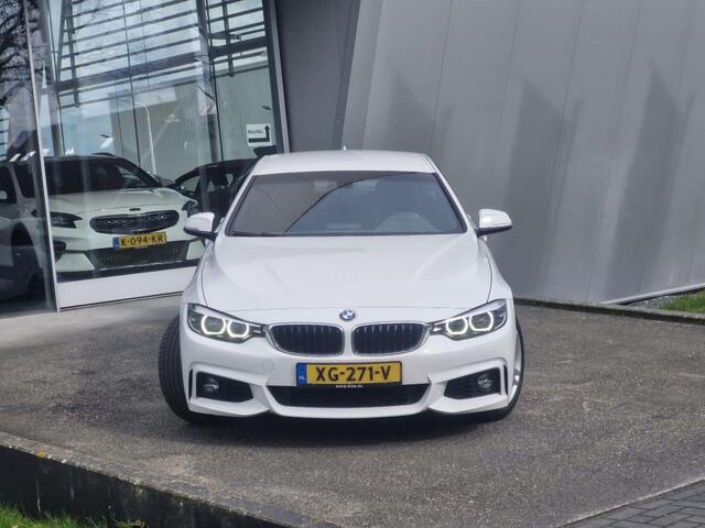BMW 4-SERIE 418i Executive M Sport