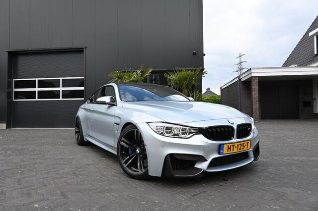 BMW 4-SERIE M4