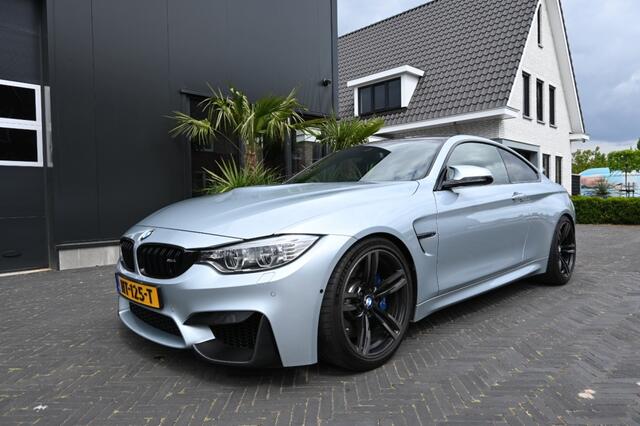 BMW 4-SERIE M4