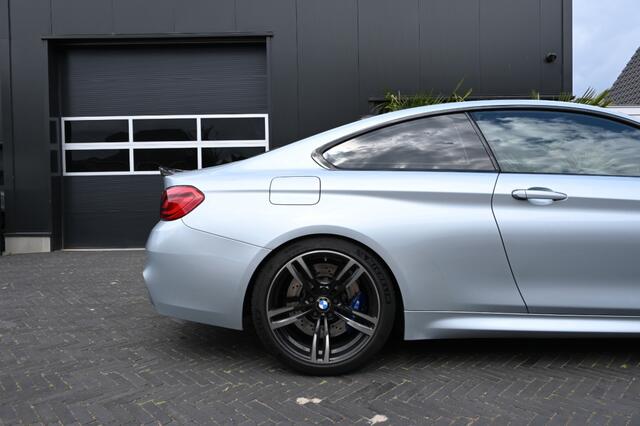 BMW 4-SERIE M4