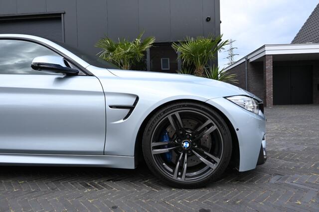 BMW 4-SERIE M4