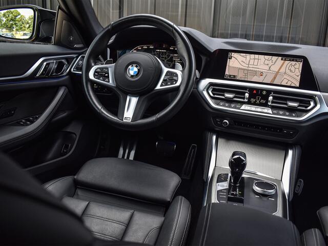 BMW 4-SERIE Gran Coupé M440i X-DRIVE | 374 PK | NL-AUTO | M-SPORT | ACTIVE CRUISE | SPORT-BRAKE | M-SPORT DFFERENTIAL | PANORAMADAK | MEMORY SEATS | AMBIANCE INTERIEUR | BMW LASER LIGHT | 360 CAMERA | HEAD-UP | DAB+ | HARMAN/KARDON | SHADOW-LINE