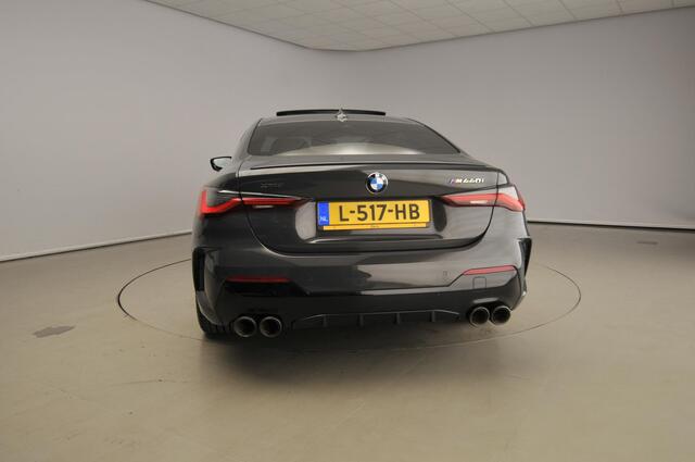 BMW 4-SERIE Coupe M440i xDrive | M-Sportpakket | Laserlicht | Leder | HUD | Schuifdak | Elektr. zetels | Keyles go | DAB | Harman-kardon sound | Alu 19 inch