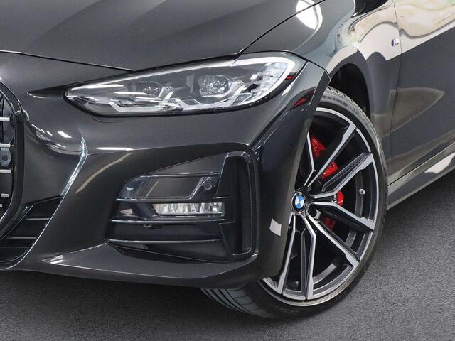 BMW 4-SERIE Cabrio 430i xDrive M-SPORT ** LED, NAVI+, LEDER, NEKVERW, 19-inch LMV, ZEER EXCL. ** UNFALLFREI - Ex BMW ** ** INFORMEER OOK NAAR ONZE AANTREKKELIJKE FINANCIAL-LEASE TARIEVEN **