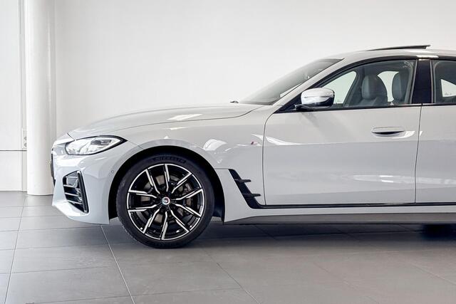 BMW 4-SERIE Gran Coupé 430i Business Edition Plus | M Sport | Glazen Schuif-/kanteldak | Harman Kardon | Comfort Access |
