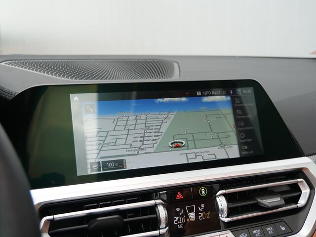 BMW 4-SERIE Cabrio 420i 184 Pk Automaat M-sport pakket Navi / DAB / Leer / Apple Carplay / Nekverwarming / Trekhaak