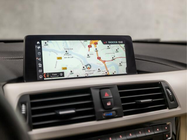 BMW 4-SERIE Gran Coupé 418i High Executive Automaat (GROOT NAVI, CLIMATE, LEDER, STOELVERWARMING, SPORTSTOELEN, GETINT GLAS, PARKEERSENSOREN, CRUISE, NIEUWE APK, NIEUWSTAAT)