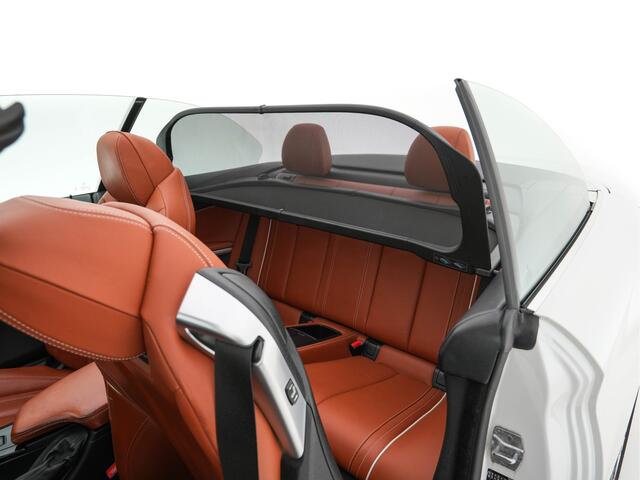 BMW 4-SERIE Cabrio 435d xDrive M-SportPack Centennial High-Executive Aut. *LUXURY-LEATHER | FULL-LED | ADAPTIVE-CRUISE | MEMORY-PACK | AIRSCARF | BLINDSPOT | HIFI-SOUND | KEYLESS | DAB+ | HEATED-SPORTSEATS | CAMERA | HEAD-UP | NAVI-FULLMAP | 19''ALU*