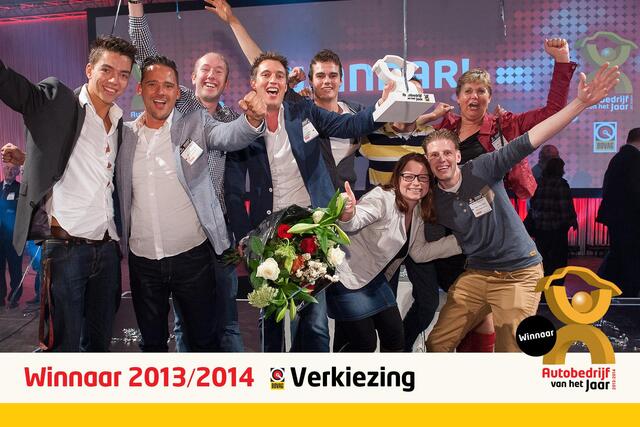 BMW 4-SERIE Cabrio M440i xDrive High Executive / HARMAN KARDON / INNOVATION / OPEN AIR