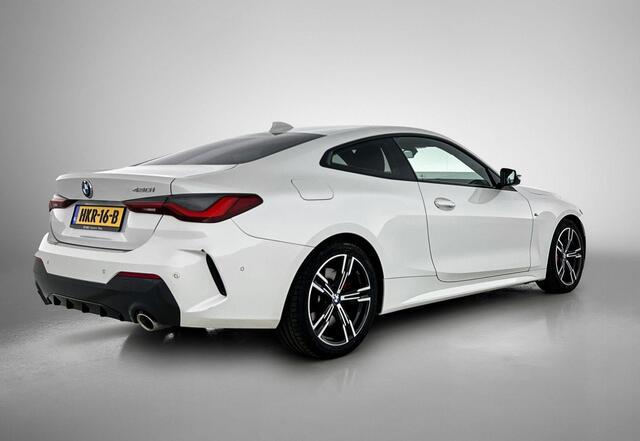 BMW 4-SERIE Coupé 430i High Executive M-SPORT | CAMERA | AD-CRUISE | LEER-ALCANTARA