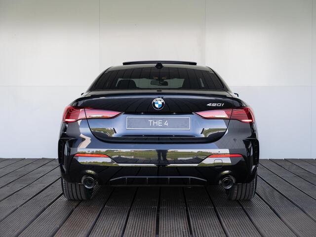 BMW 4-SERIE 420i Coupé M Sport Pro | Schuif-/kanteldak / Harman Kardon / Stoel en Stuurwiel verwarming / Comfort Access / Elektrische achterklep