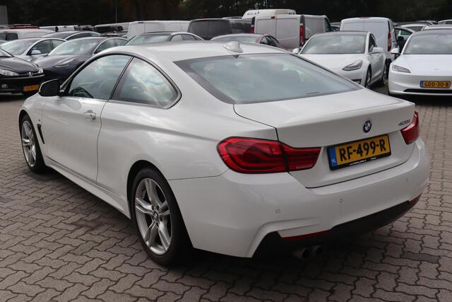 BMW 4-SERIE Coupé 420i Executive (NL auto), Navigatie, Climate control, Stoelverwarming, Cruise control