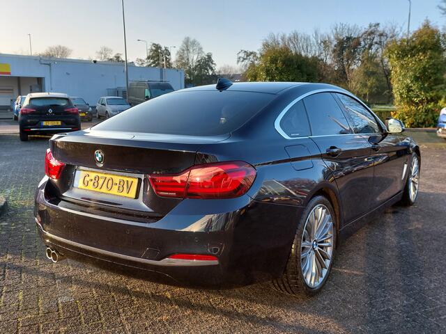 BMW 4-SERIE Gran Coupé 420i 184pk Automaat High Executive Luxury | Origineel NL | Navi | Clima | Cruise | Led Koplampen | Leder+Verwarmd | Licht+Regensensor | Mistlampen | Privacy Glass | 18''lm | Trekhaak