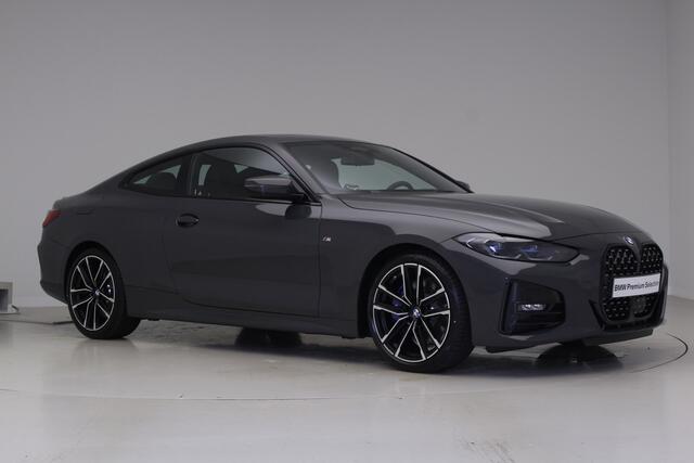 BMW 4-SERIE Coupé 420i M-Sport Pro | 19" | Personal CoPilot Pack | Schuifdak | Parking assistant plus | Nu voor 48.895,-