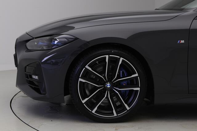 BMW 4-SERIE Coupé 420i M-Sport Pro | 19" | Personal CoPilot Pack | Schuifdak | Parking assistant plus | Nu voor 48.895,-