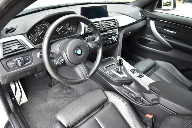 BMW 4-SERIE Gran Coupé 418i High Executive * M-sport pakket * Apple CarPlay * 19 inch * Lederen bekleding *