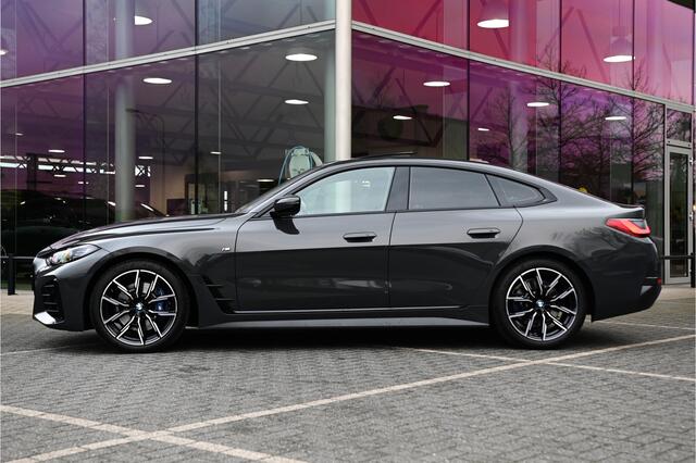 BMW 4-SERIE Gran Coupé 430i High Executive M Sport Automaat / Schuif-kanteldak / Achteruitrijcamera / Comfort Access / M Sportonderstel / Stoelverwarming / Live Cockpit Professional
