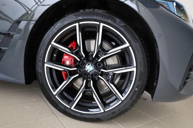 BMW 4-SERIE Gran Coupé 420i M Sport Pro | Schuif-kantel dak | Harman Kardon | M Sport stoelen