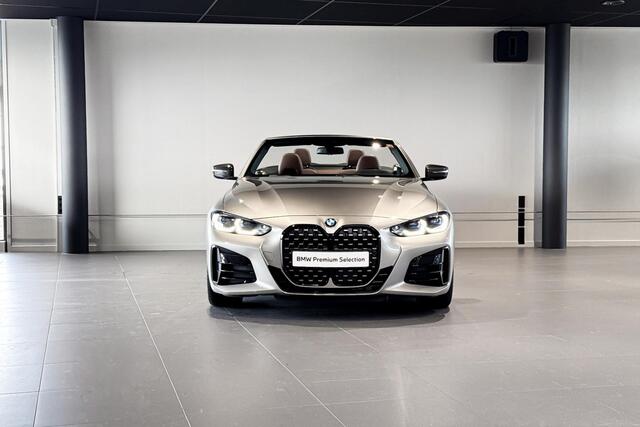 BMW 4-SERIE Cabrio M440i xDrive High Executive | Harman Kardon | Stoelverwarming | Head-up Display | Air Collar |