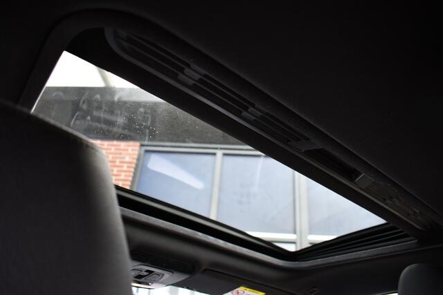 BMW 4-SERIE Gran Coupé 418i M-Sport El-Dak HUD HiFi Camera NL-auto!