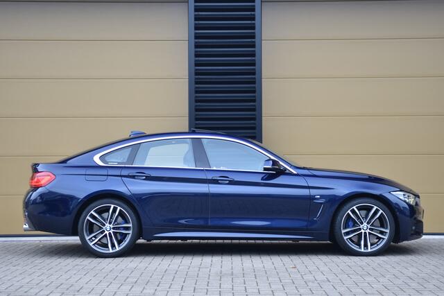 BMW 4-SERIE Gran Coupé 440i xDrive High Executive * M-Sportpakket * Stoelmemory * Headup * Schuifdak * Adaptief LED *