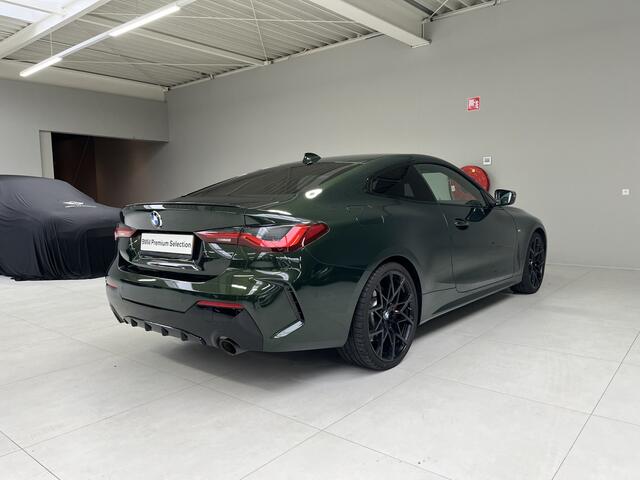BMW 4-SERIE Coupé 420i M-Sport | Camera | Privacy Glass | Voorbereiding Driving Assistance | 20" M-Performance