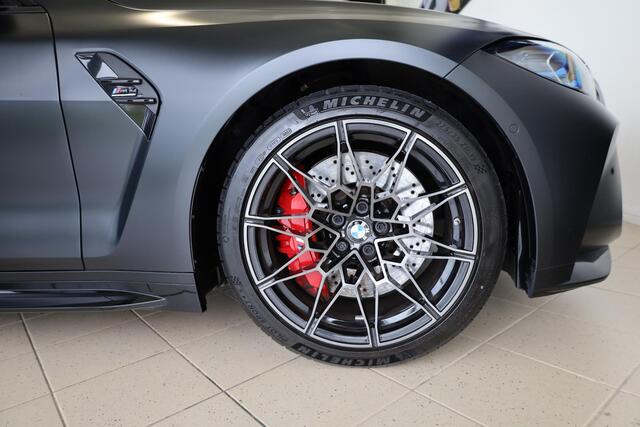 BMW 4-SERIE Coupé M4 xDrive KITH EDITION 1 OF 150 | M Drivers Package | M carbon kuipstoelen | Driving Assistant | M Compound Remmen