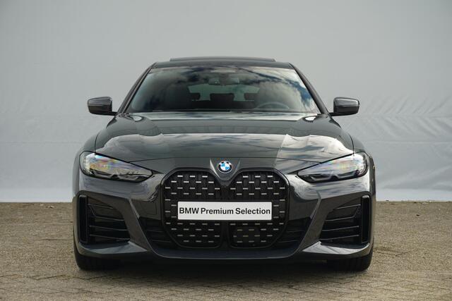 BMW 4-SERIE Gran Coupé 420i M Sport Pro / Harman Kardon / Schuif- Kanteldak / Stuurverwarming / Driving Assistant Professional